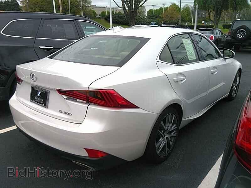 2019 Lexus IS - VIN: JTHBA1D25K5088006 - Фото 2