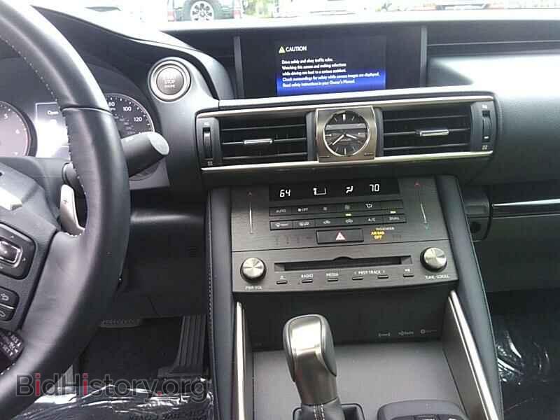 2019 Lexus IS - VIN: JTHBA1D25K5088006 - Фото 4
