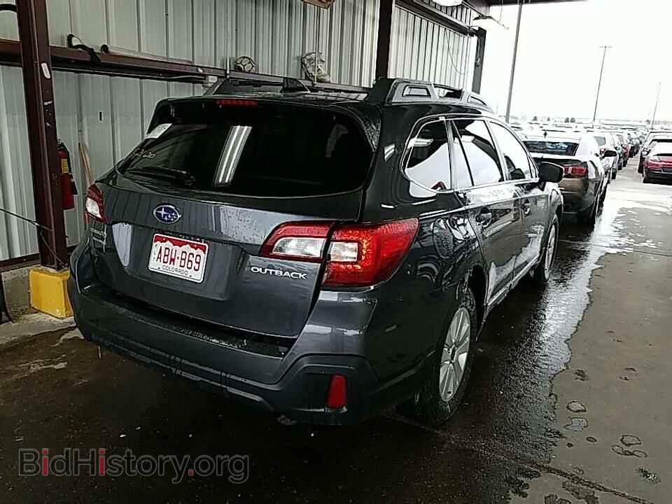 2019 Subaru Outback - VIN: 4S4BSAFC4K3378796 - Фото 2