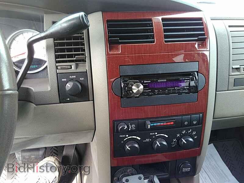 2005 Dodge Durango - VIN: 1D4HB48D45F520110 - Фото 4