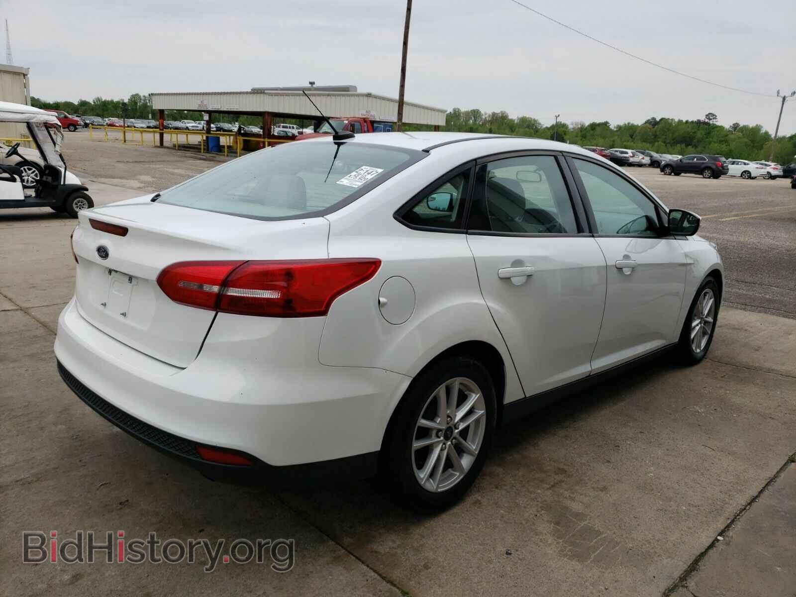 2015 Ford Focus - VIN: 1FADP3F26FL332870 - Photo 2
