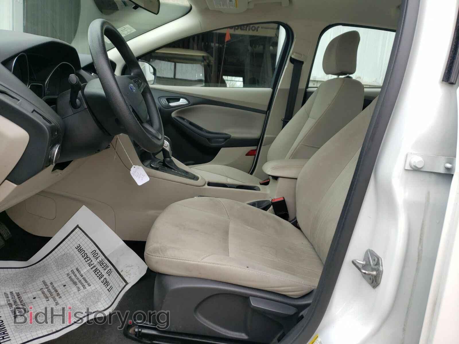 2015 Ford Focus - VIN: 1FADP3F26FL332870 - Photo 3