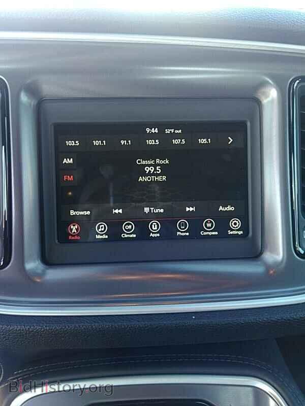 2019 Dodge Challenger - VIN: 2C3CDZAG1KH642019 - Фото 4