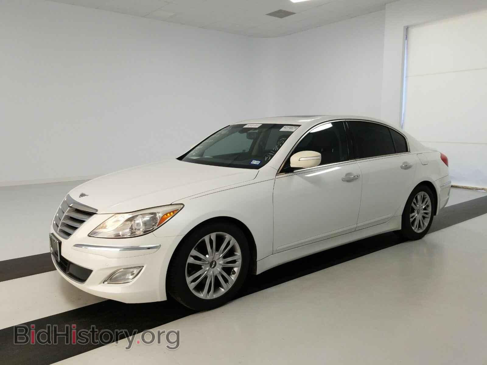 Photo KMHGC4DD8CU166155 - Hyundai Genesis 2012