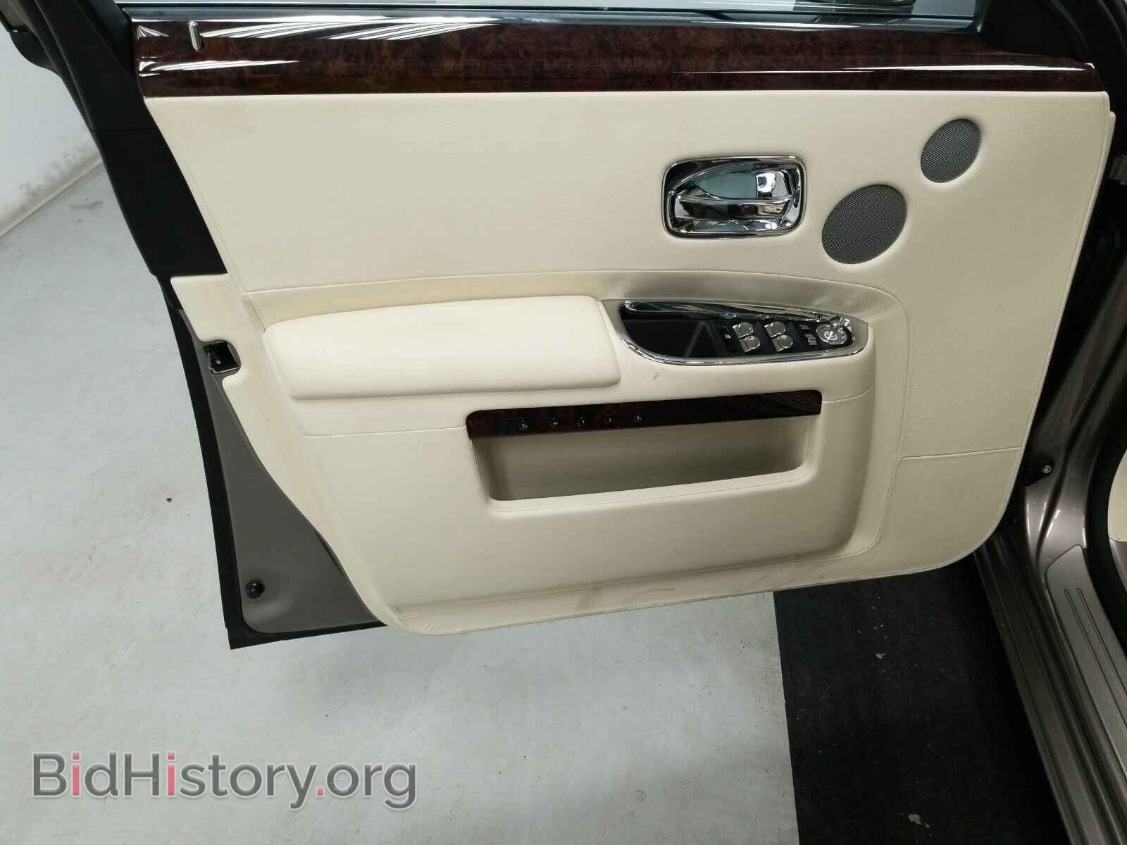 2015 Rolls-Royce Ghost - VIN: SCA664S58FUX53471 - Фото 9