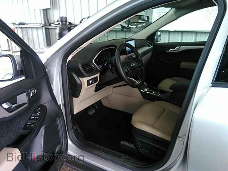 2020 Ford Escape - VIN: 1FMCU0H6XLUA37172 - Photo 3