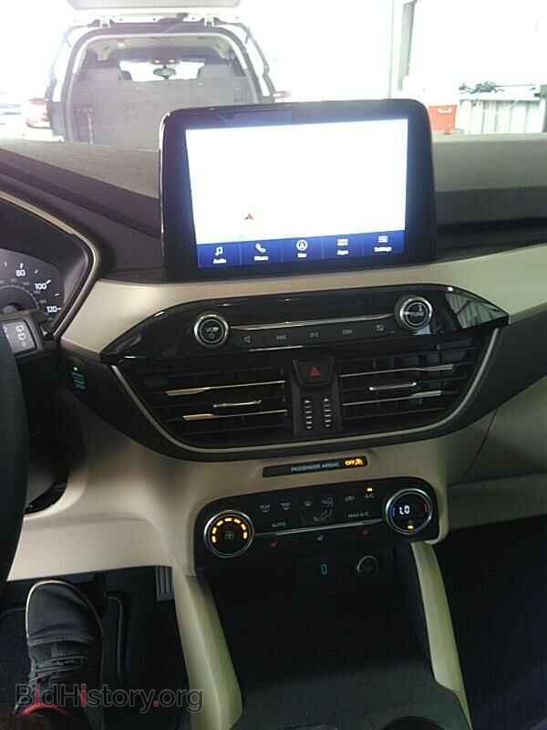 2020 Ford Escape - VIN: 1FMCU0H6XLUA37172 - Photo 4