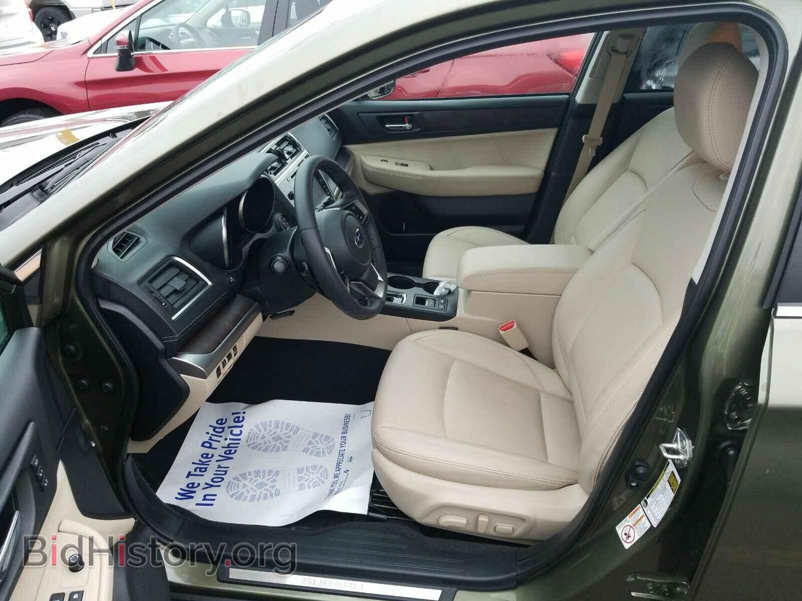 2019 Subaru Outback - VIN: 4S4BSANC5K3357957 - Фото 3