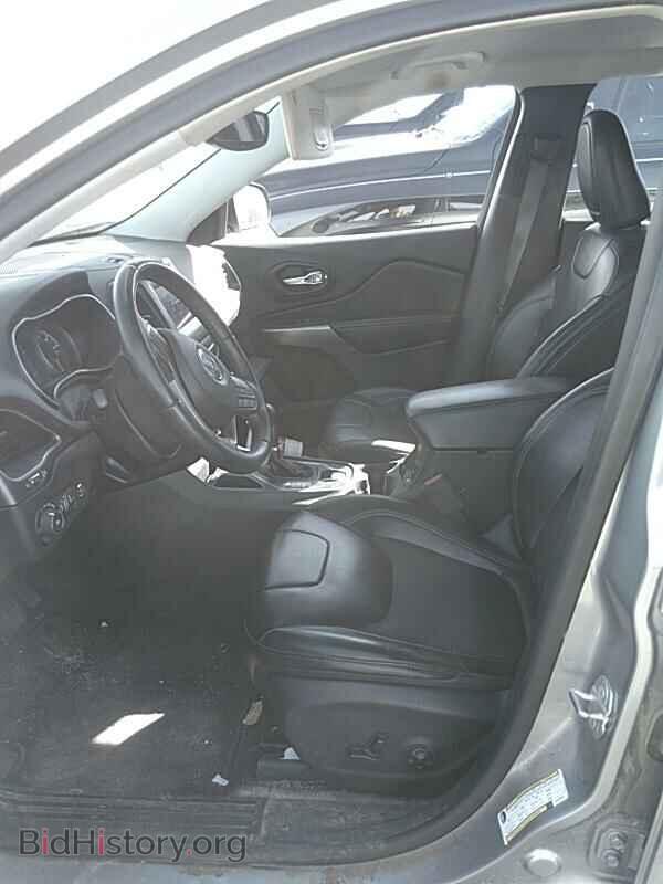 2019 Jeep Cherokee - VIN: 1C4PJLLB5KD278544 - Фото 3