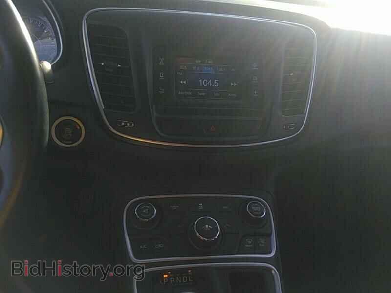 2016 Chrysler 200 - VIN: 1C3CCCAB2GN165085 - Фото 4
