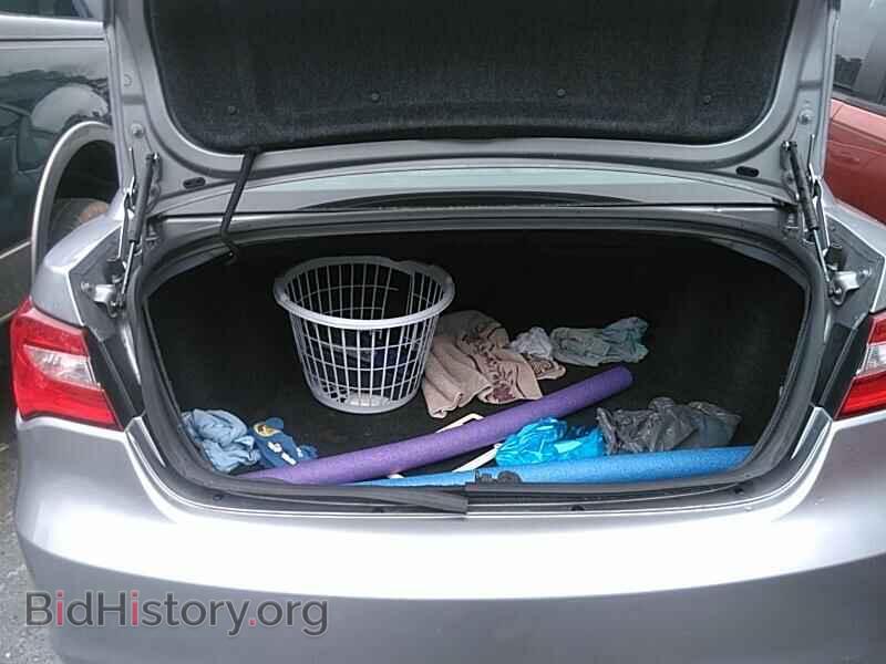 2013 Chrysler 200 - VIN: 1C3CCBAB9DN660437 - Фото 7