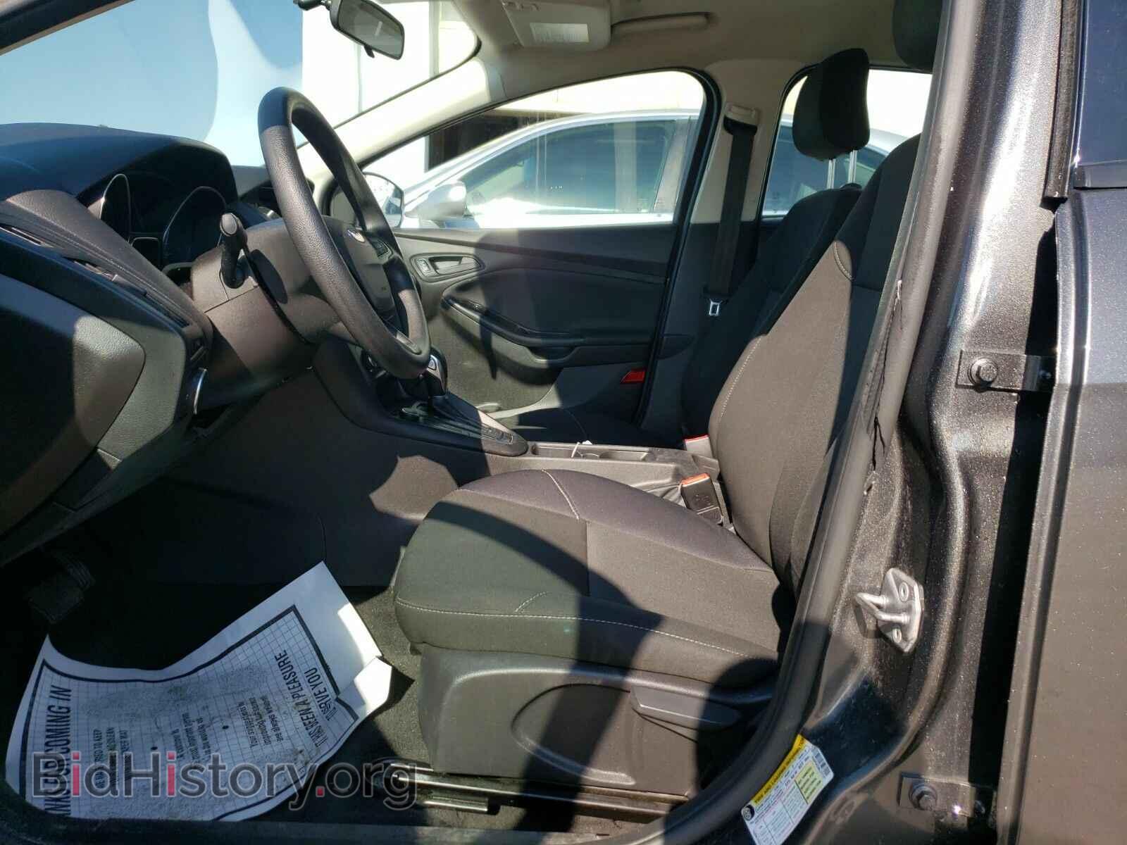 2017 Ford Focus - VIN: 1FADP3E20HL337227 - Фото 3