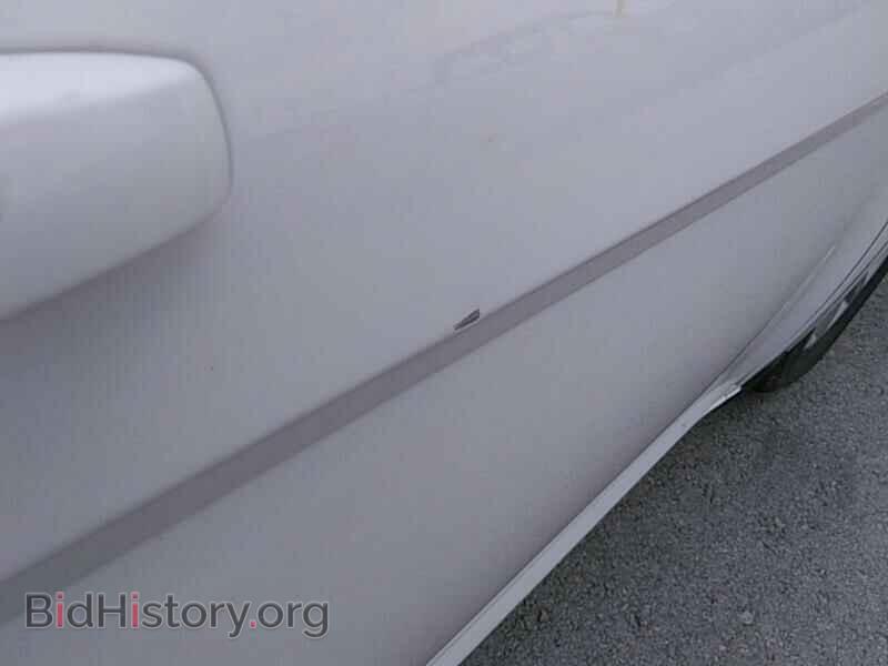 2013 Chrysler 200 - VIN: 1C3CCBBB1DN570410 - Фото 9
