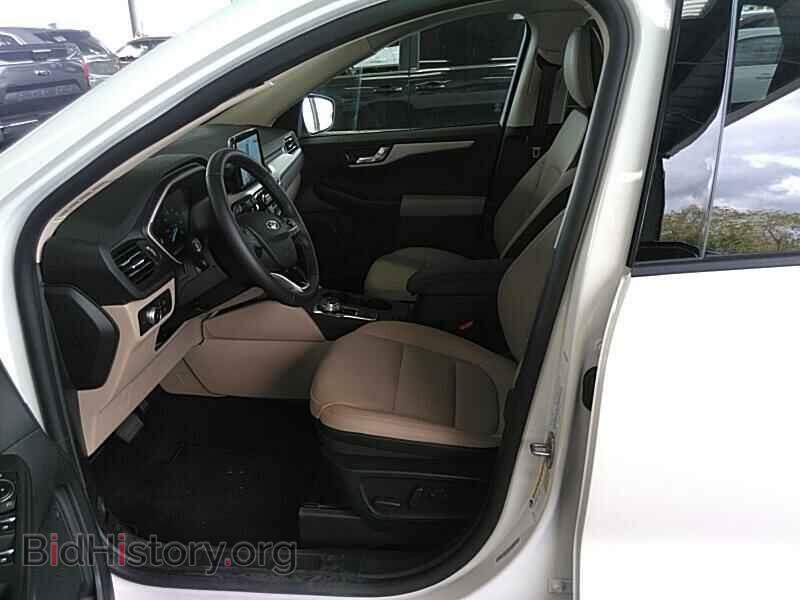 2020 Ford Escape - VIN: 1FMCU0H66LUA37105 - Фото 3