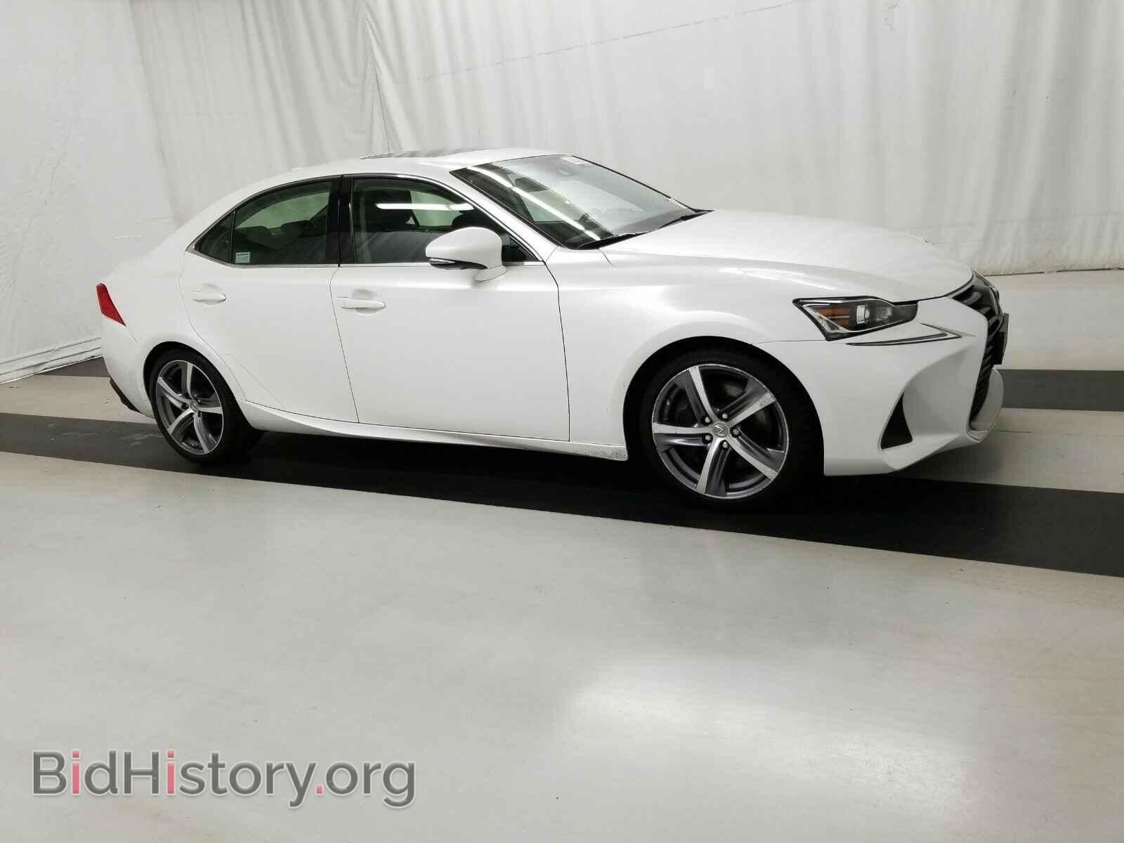 2017 Lexus IS - VIN: JTHCM1D26H5018065 - Фото 3