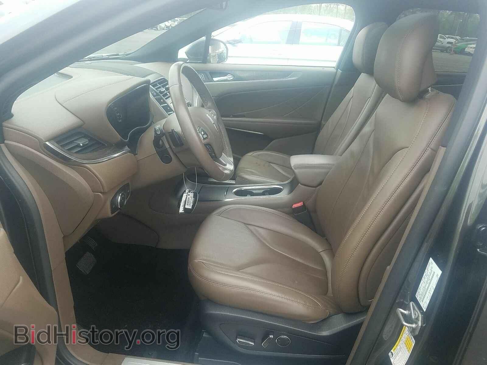 2017 Lincoln MKC - VIN: 5LMCJ3D95HUL24725 - Фото 3