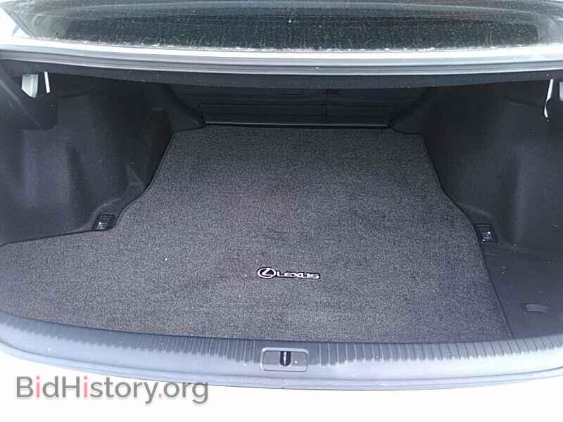 2017 Lexus IS - VIN: JTHCM1D22H5016846 - Фото 7