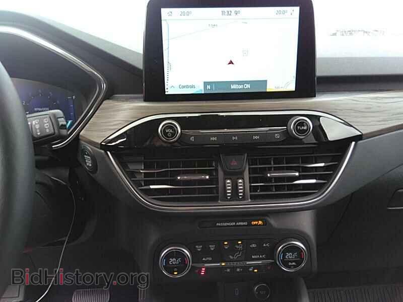 2020 Ford Escape - VIN: 1FMCU9J95LUA00524 - Фото 4