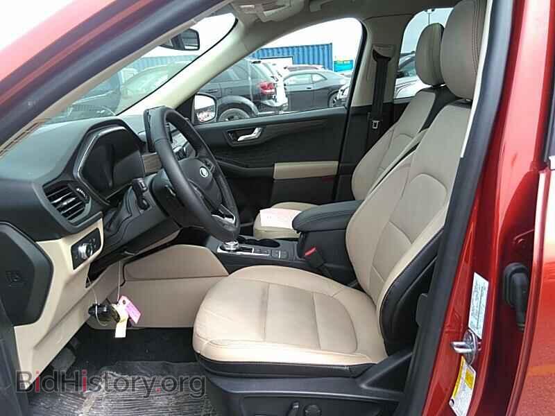 2020 Ford Escape - VIN: 1FMCU9J99LUA00526 - Photo 3