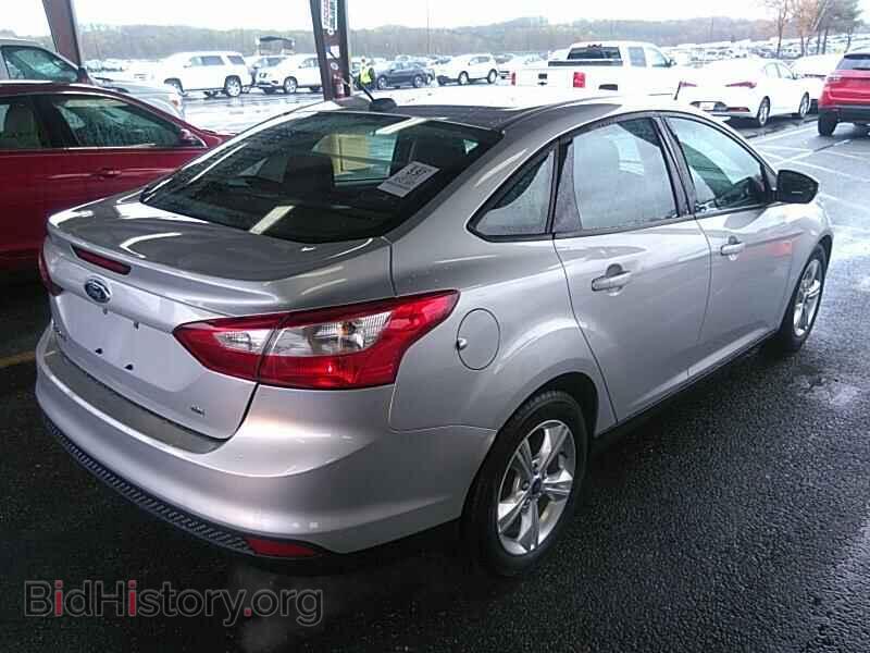 2013 Ford Focus - VIN: 1FADP3F25DL330217 - Фото 2