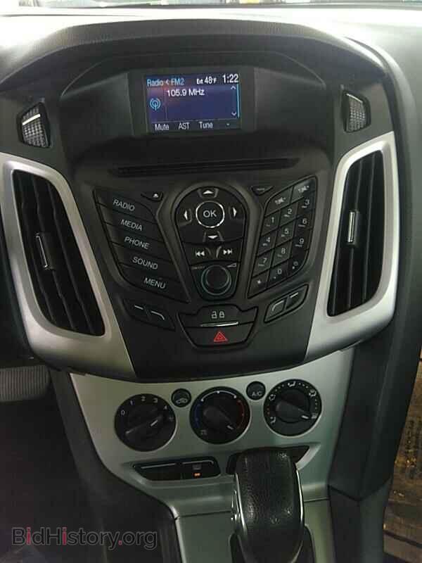2013 Ford Focus - VIN: 1FADP3F25DL330217 - Фото 4