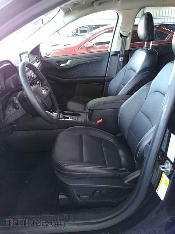 2020 Ford Escape - VIN: 1FMCU9J94LUA37306 - Photo 3