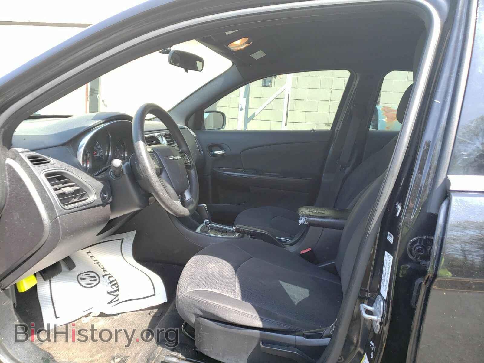2012 Chrysler 200 - VIN: 1C3CCBAB9CN228929 - Фото 3