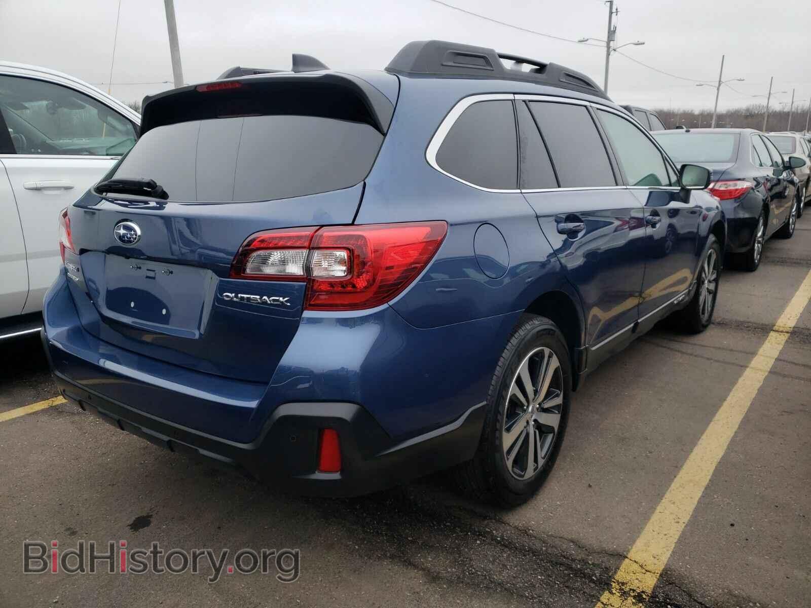 2019 Subaru Outback - VIN: 4S4BSANC4K3358601 - Фото 2