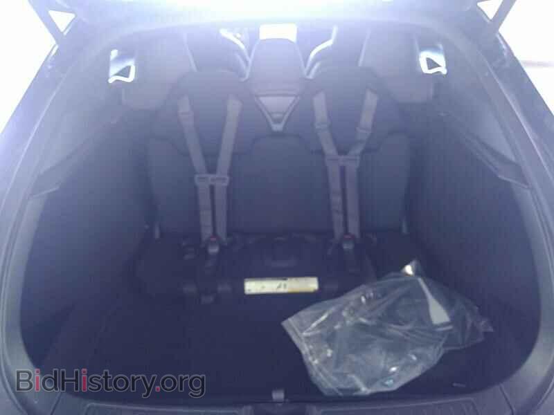 2016 Tesla Model S - VIN: 5YJSA1E2XGF172652 - Photo 7