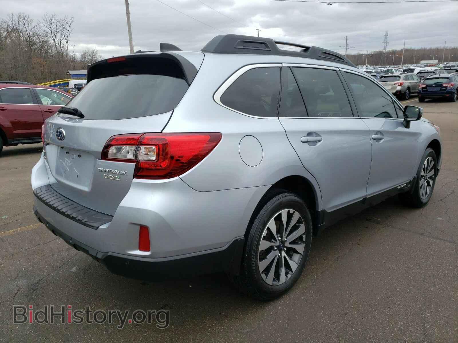 2017 Subaru Outback - VIN: 4S4BSANC5H3224561 - Фото 2