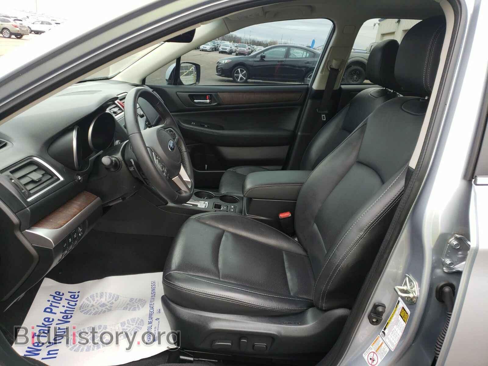 2017 Subaru Outback - VIN: 4S4BSANC5H3224561 - Фото 3