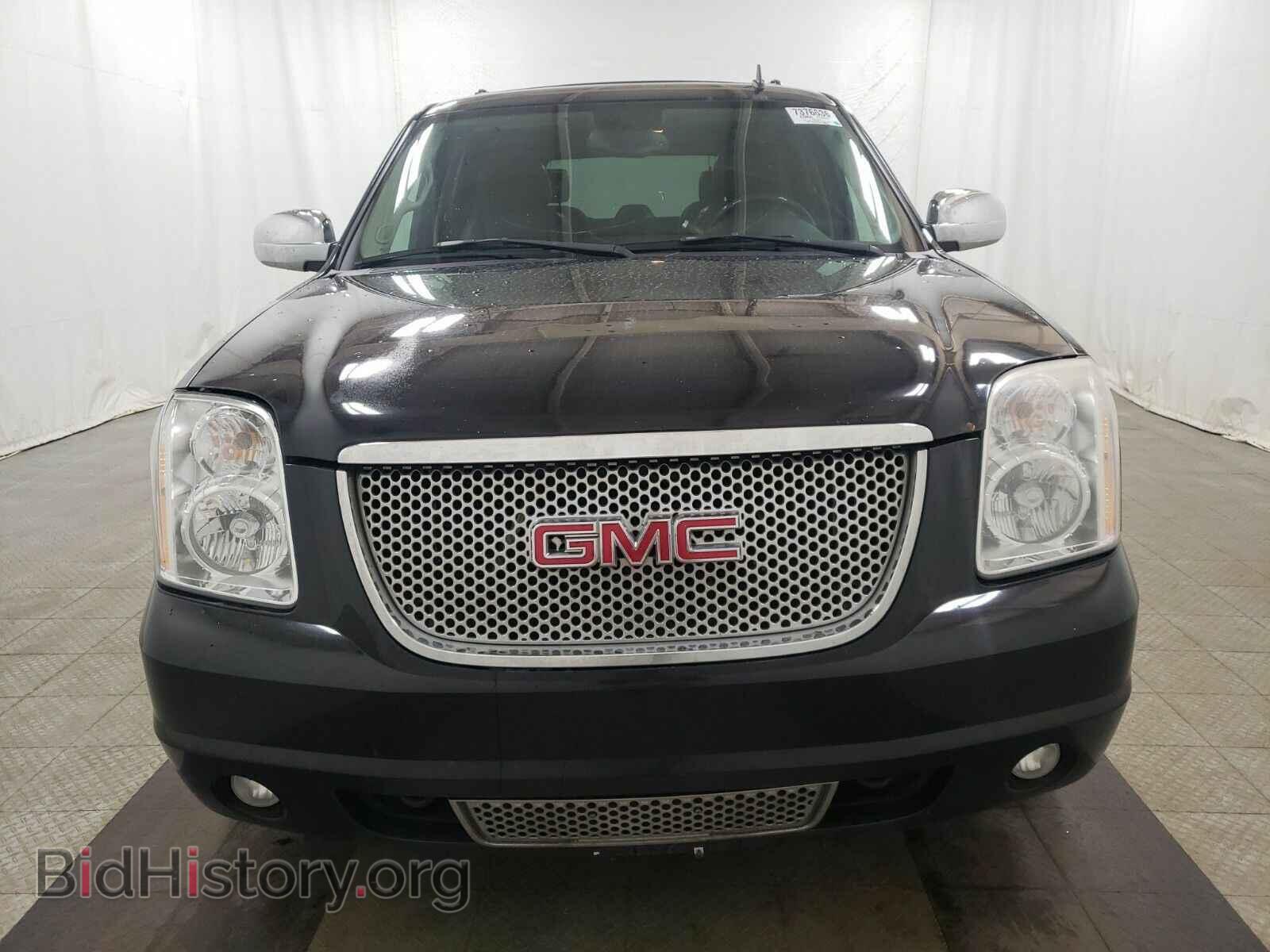 2007 GMC Yukon Denali - VIN: 1GKFK63887J224232 - Фото 2