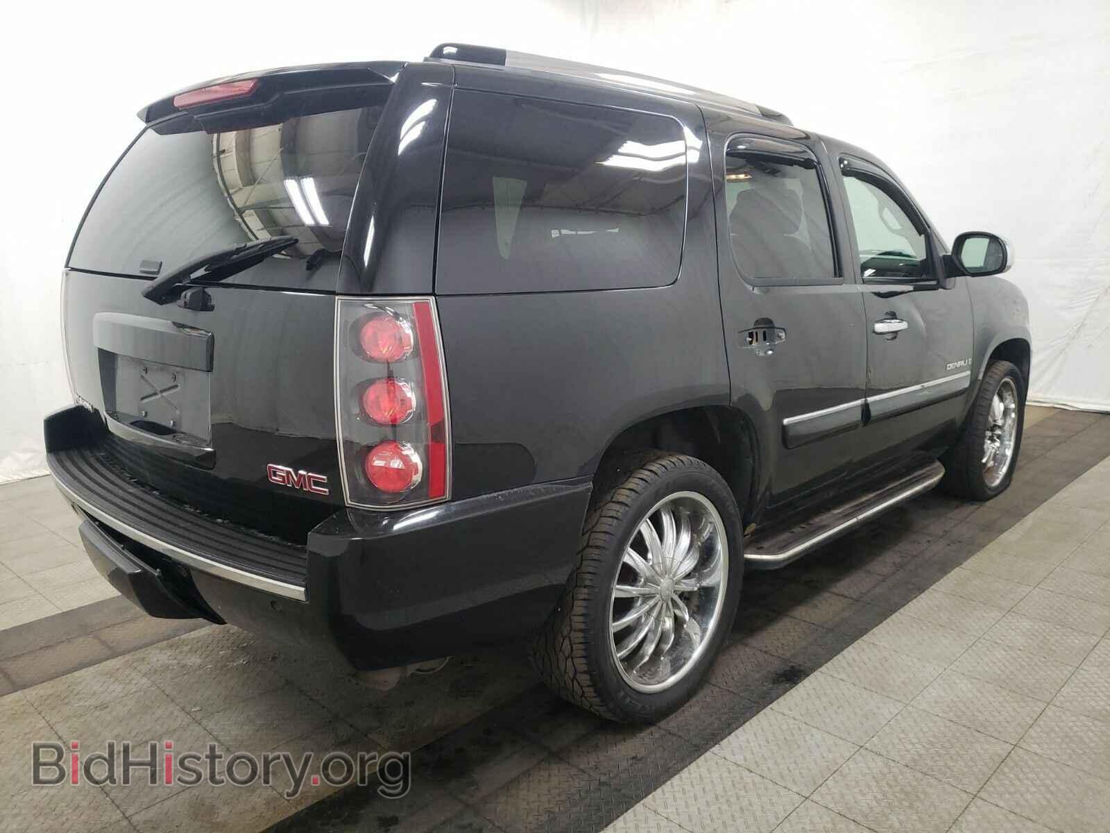2007 GMC Yukon Denali - VIN: 1GKFK63887J224232 - Фото 4