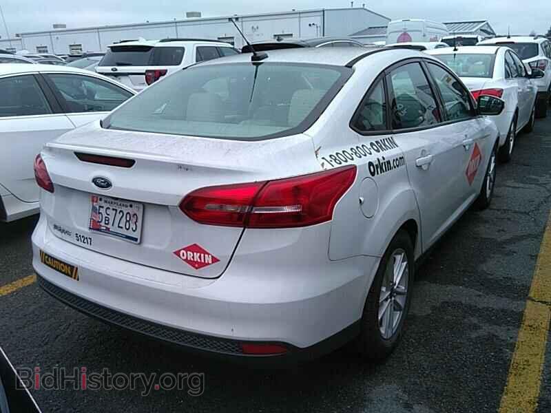 2015 Ford Focus - VIN: 1FADP3F2XFL351258 - Photo 2