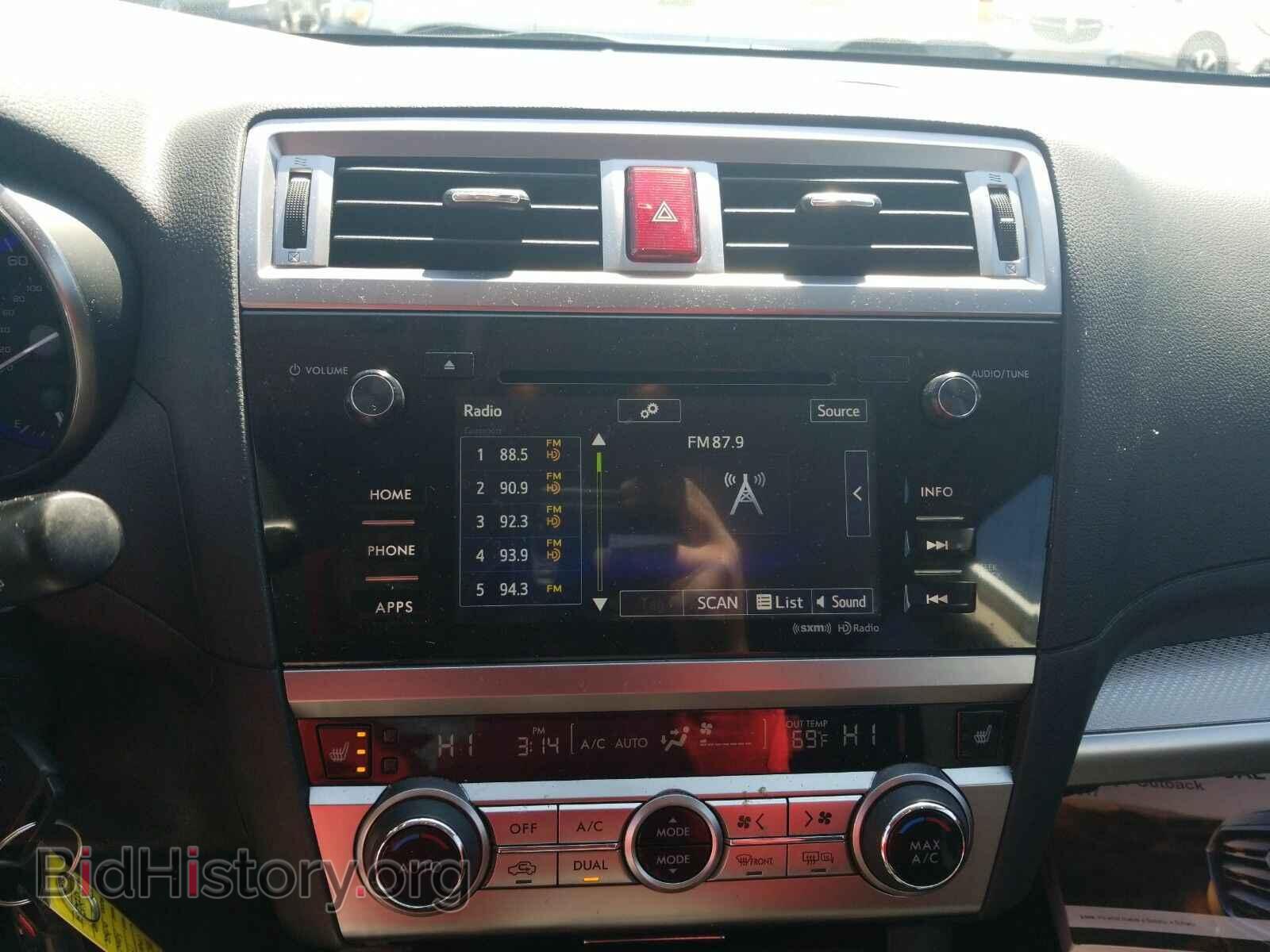 2017 Subaru Outback - VIN: 4S4BSAFC2H3266104 - Фото 4