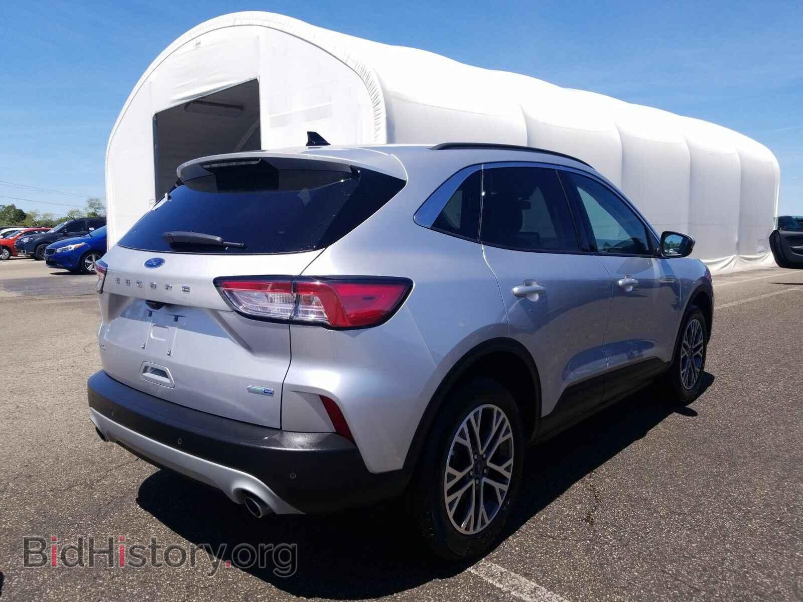 2020 Ford Escape - VIN: 1FMCU9H64LUA58720 - Photo 2