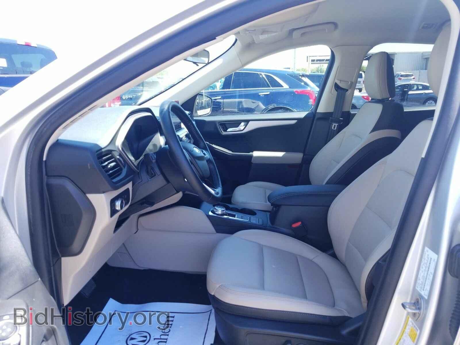 2020 Ford Escape - VIN: 1FMCU9H64LUA58720 - Photo 3