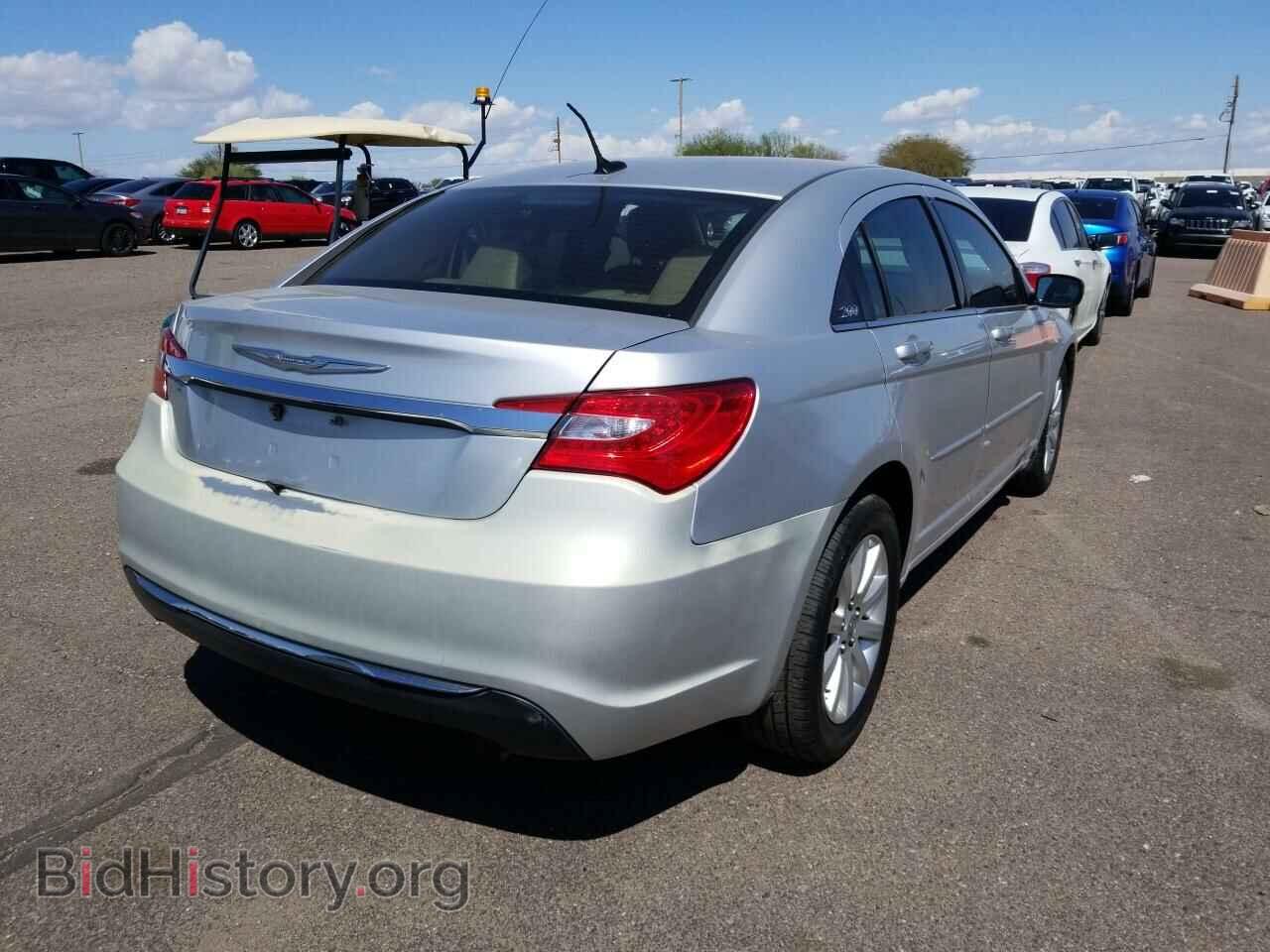 2012 Chrysler 200 - VIN: 1C3CCBBB4CN199838 - Фото 2