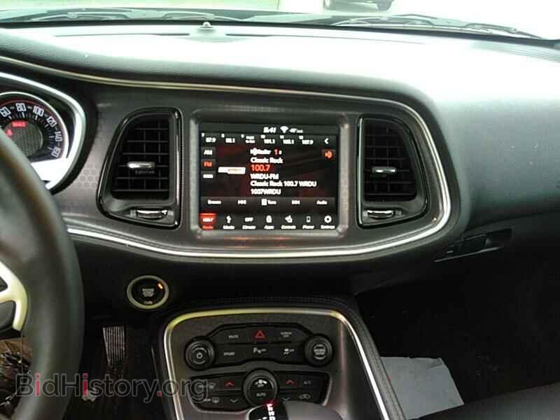2018 Dodge Challenger - VIN: 2C3CDZAG9JH333882 - Фото 4