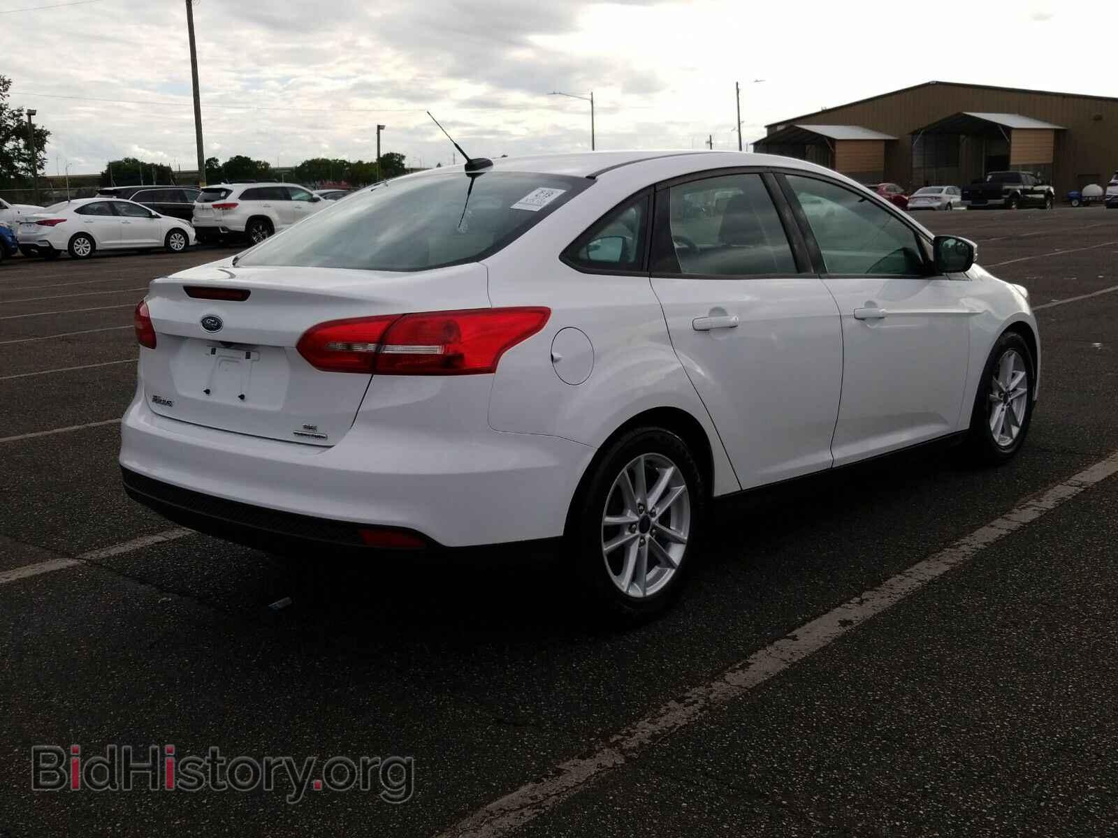 2015 Ford Focus - VIN: 1FADP3F26FL249780 - Фото 2