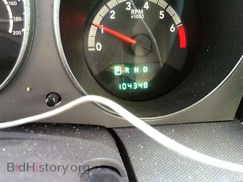 2010 Dodge Avenger - VIN: 1B3CC5FB0AN155583 - Photo 5