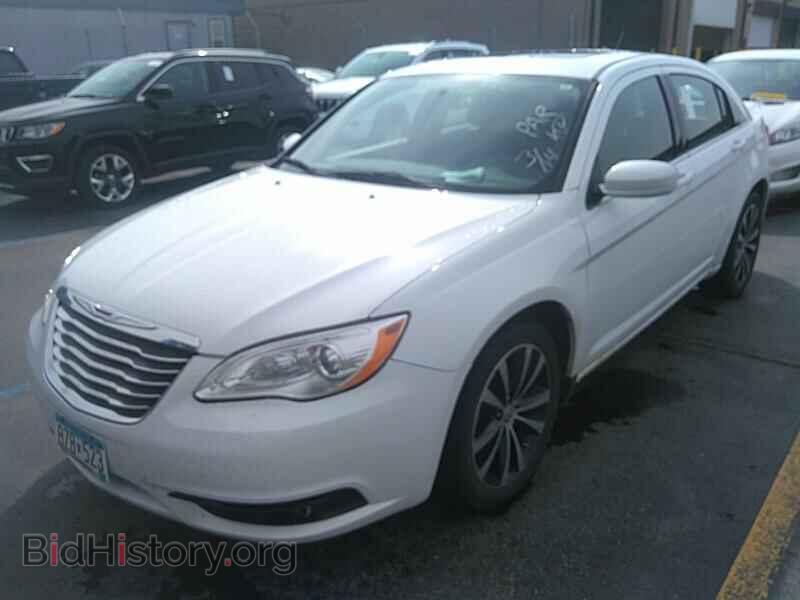 Фотография 1C3BC8FG8BN615957 - Chrysler 200 2011