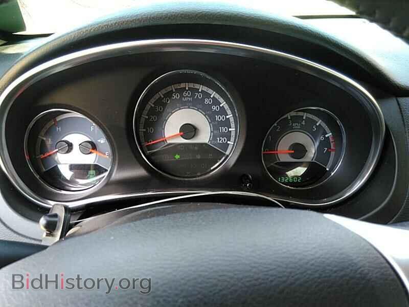 2014 Chrysler 200 - VIN: 1C3CCBBB0EN120572 - Фото 5