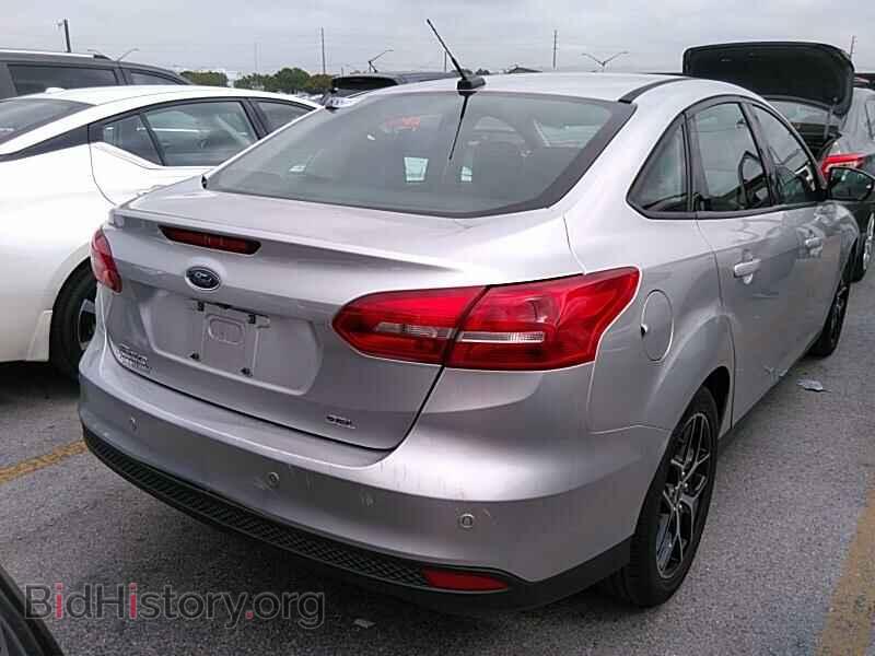 2017 Ford Focus - VIN: 1FADP3H27HL224838 - Фото 2
