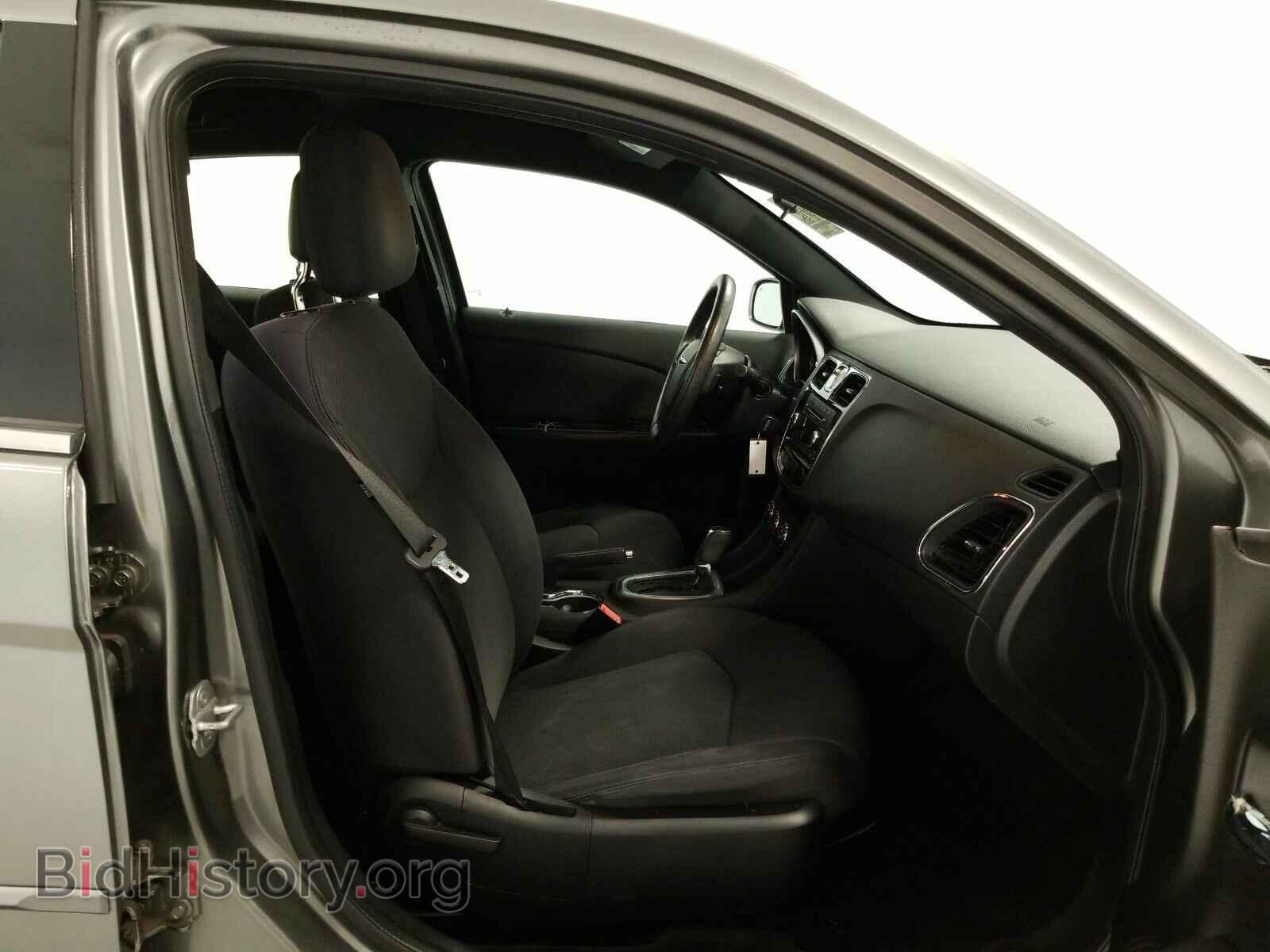 2012 Chrysler 200 - VIN: 1C3CCBAB5CN205390 - Фото 8
