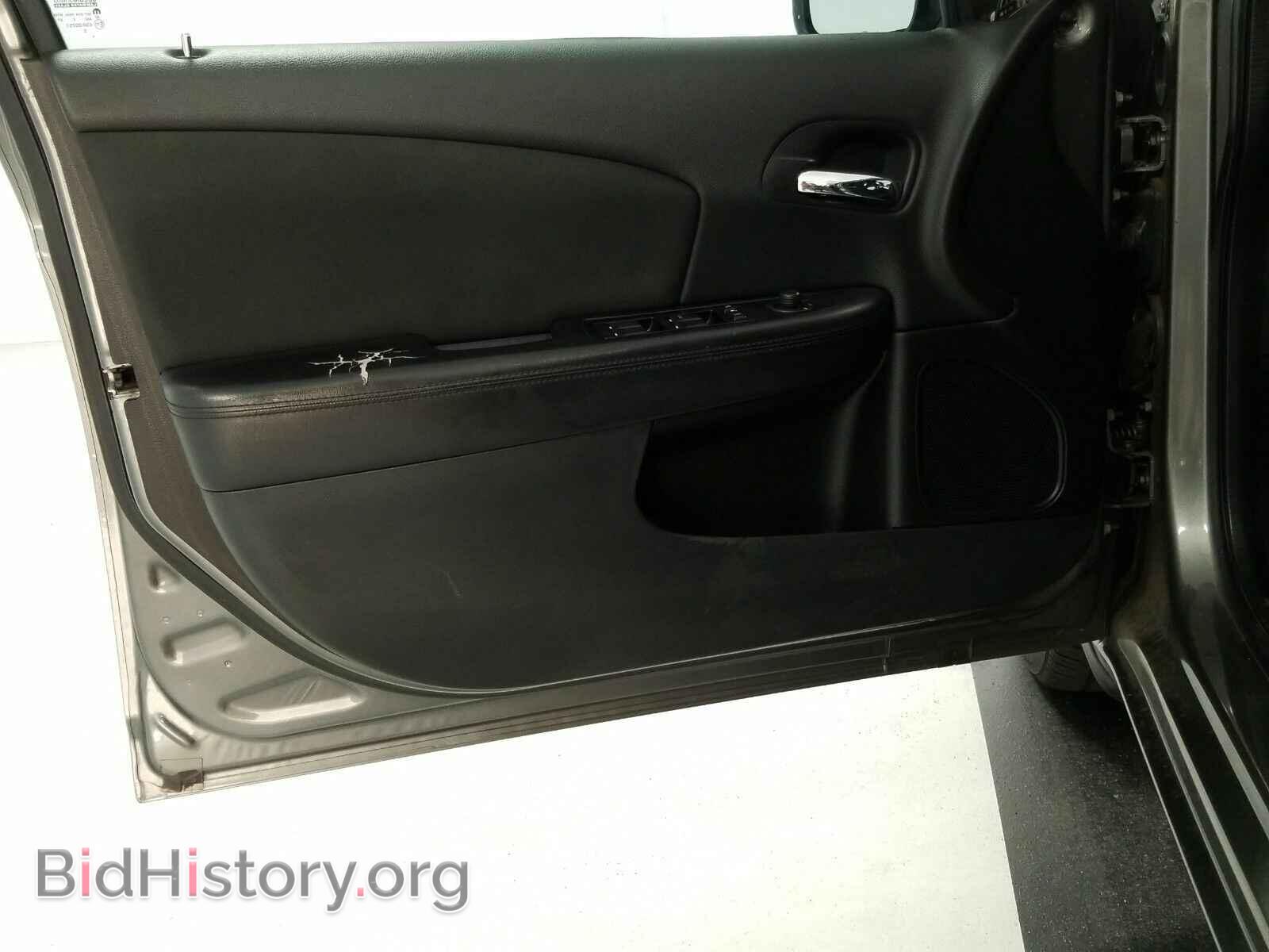 2012 Chrysler 200 - VIN: 1C3CCBAB5CN205390 - Фото 9