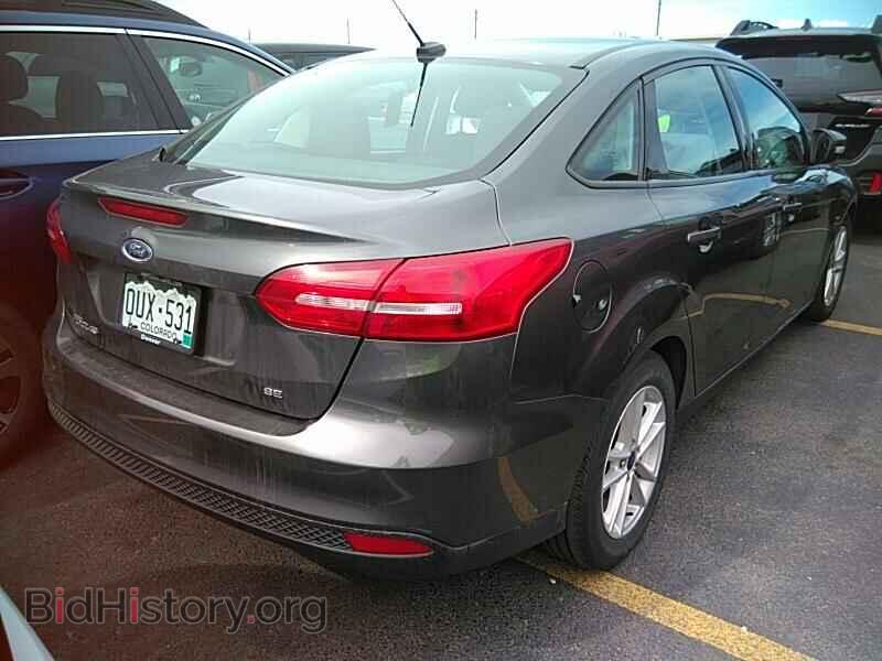 2017 Ford Focus - VIN: 1FADP3F27HL285416 - Фото 2