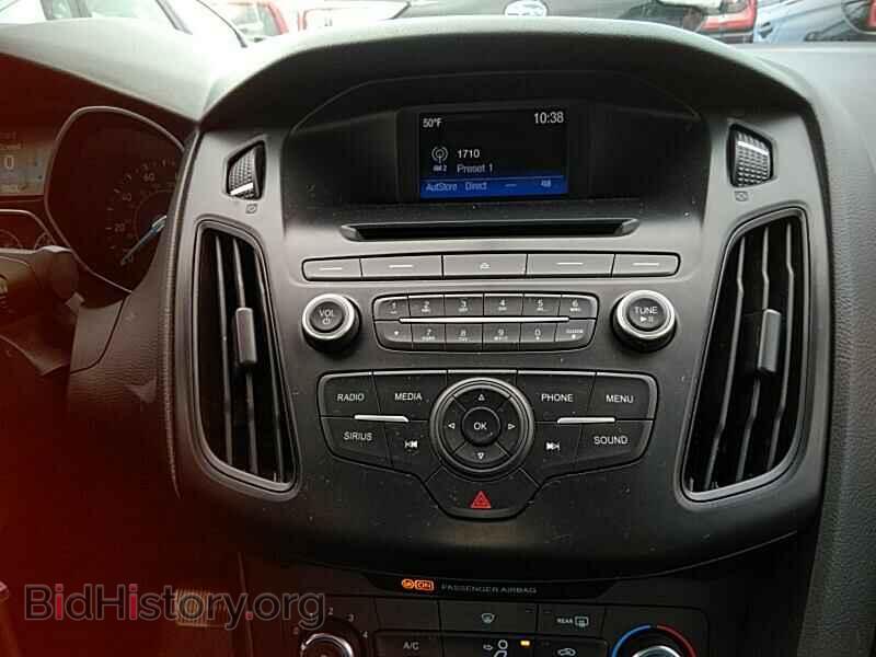 2017 Ford Focus - VIN: 1FADP3F27HL285416 - Фото 4