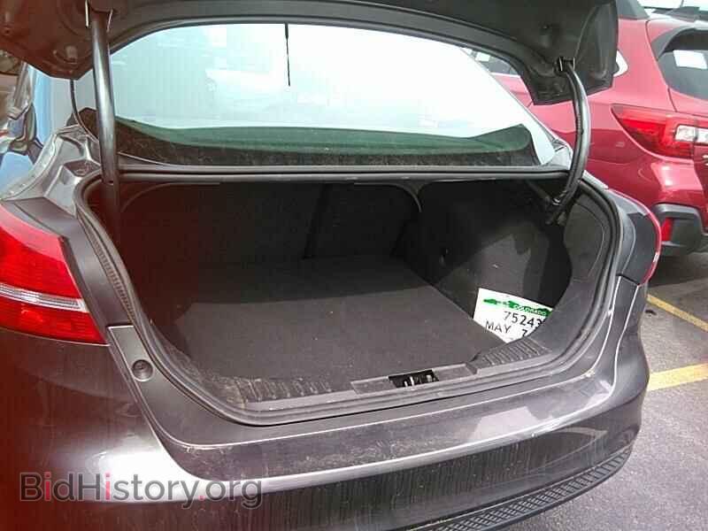 2017 Ford Focus - VIN: 1FADP3F27HL285416 - Фото 7