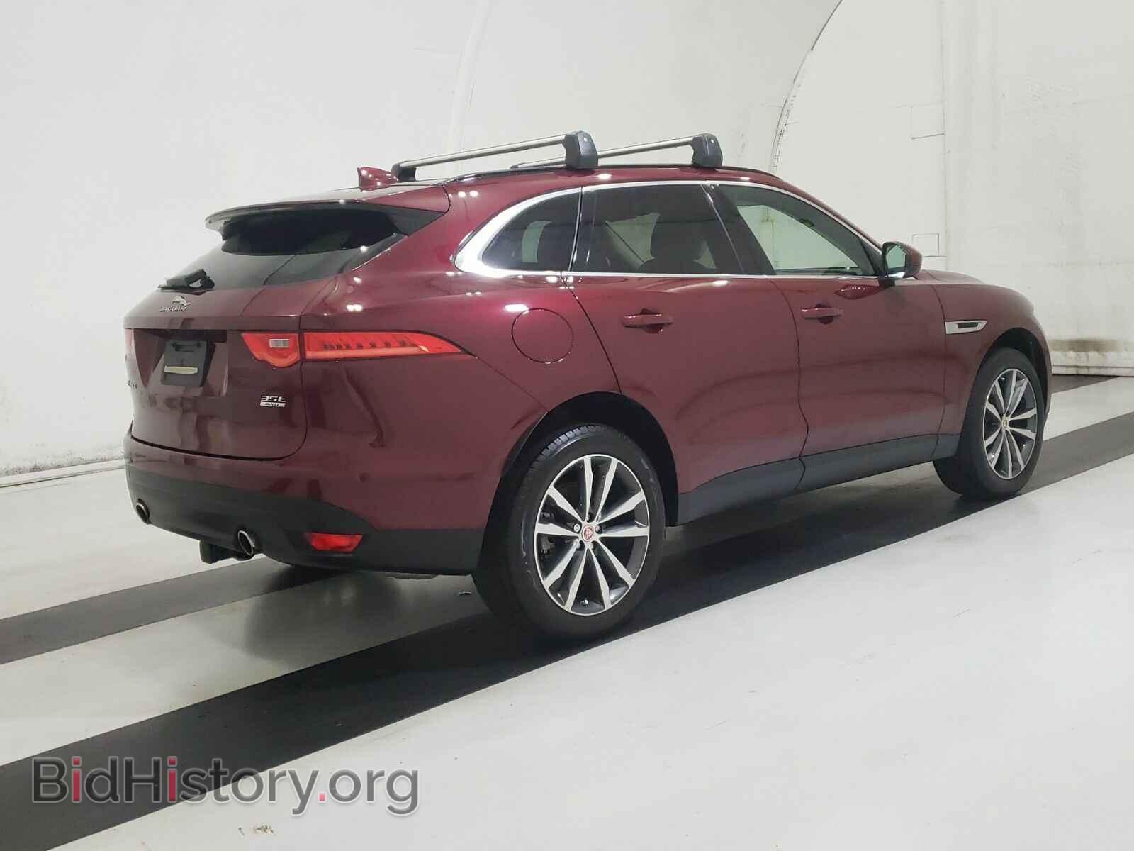 2017 Jaguar F-PACE - VIN: SADCK2BV8HA890835 - Фото 4